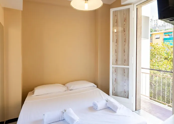 Piccolo Monolocale Del Mercato 圣雷默